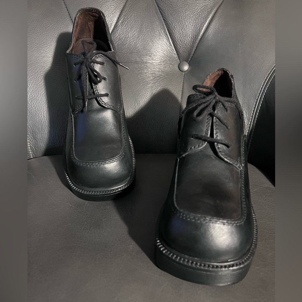 Vintage Steve Madden chunky leather lace up platforms (8)